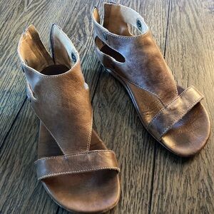 Brown Bed Stu Gladiator Sandals, Size 9